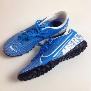 NWOT Nike Mercurial Vapor 13 Academy TF Turf Shoe